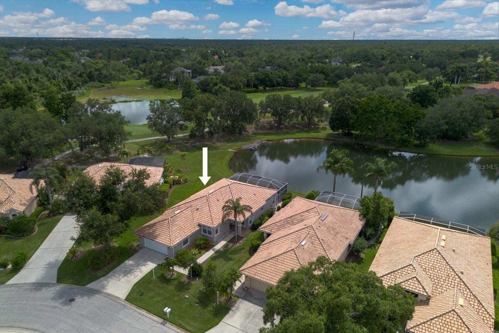 6726 HICKORY HAMMOCK CIRCLE