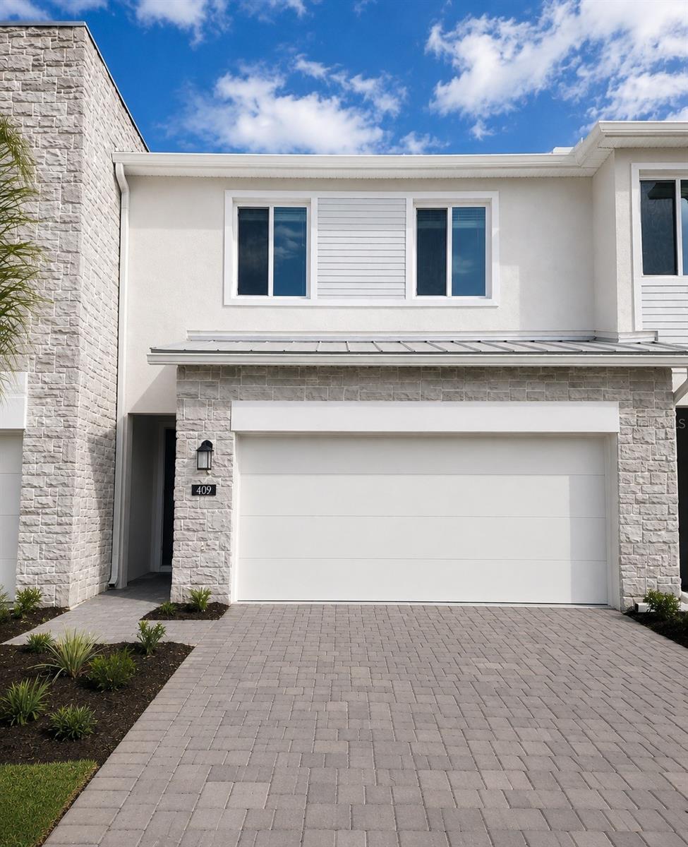 Photo of 409 Bogey Drive, Davenport, FL 33896 (MLS # O6446705)