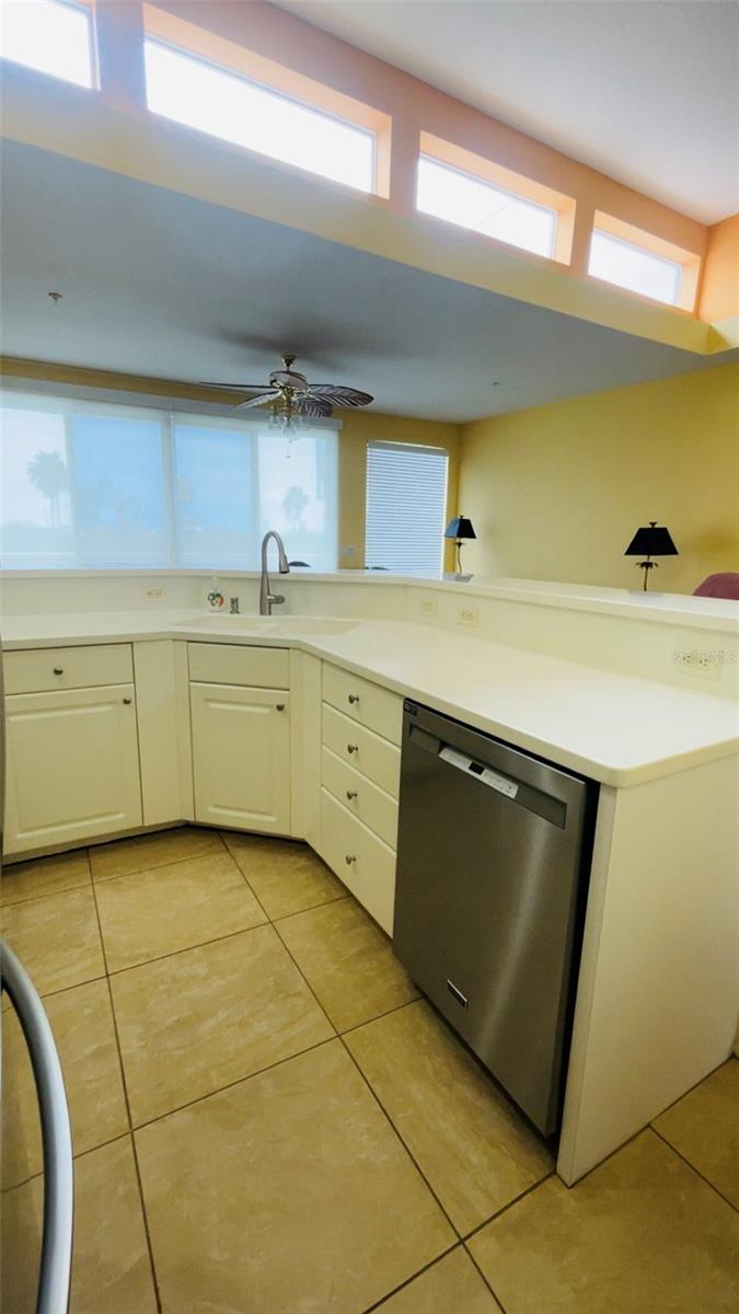CAPE HAZE MARINA VILLAGE PH 01 - Residential Lease