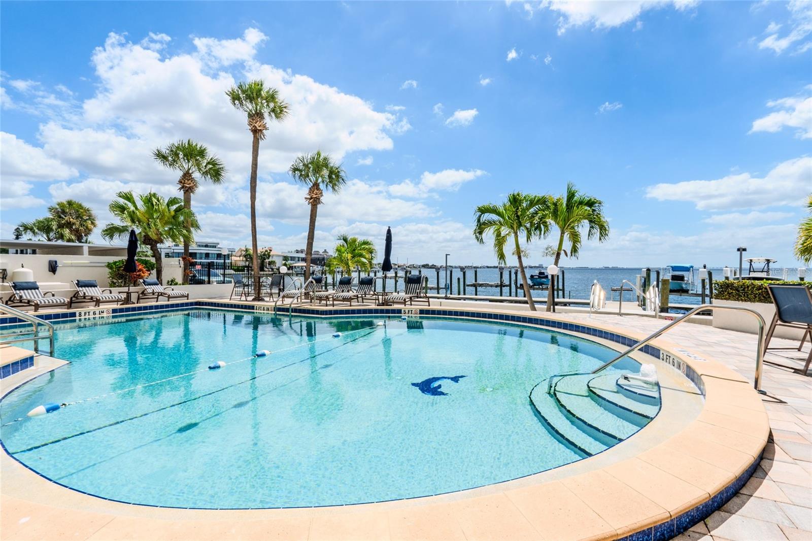 5700 MARINER CONDO APART - Residential