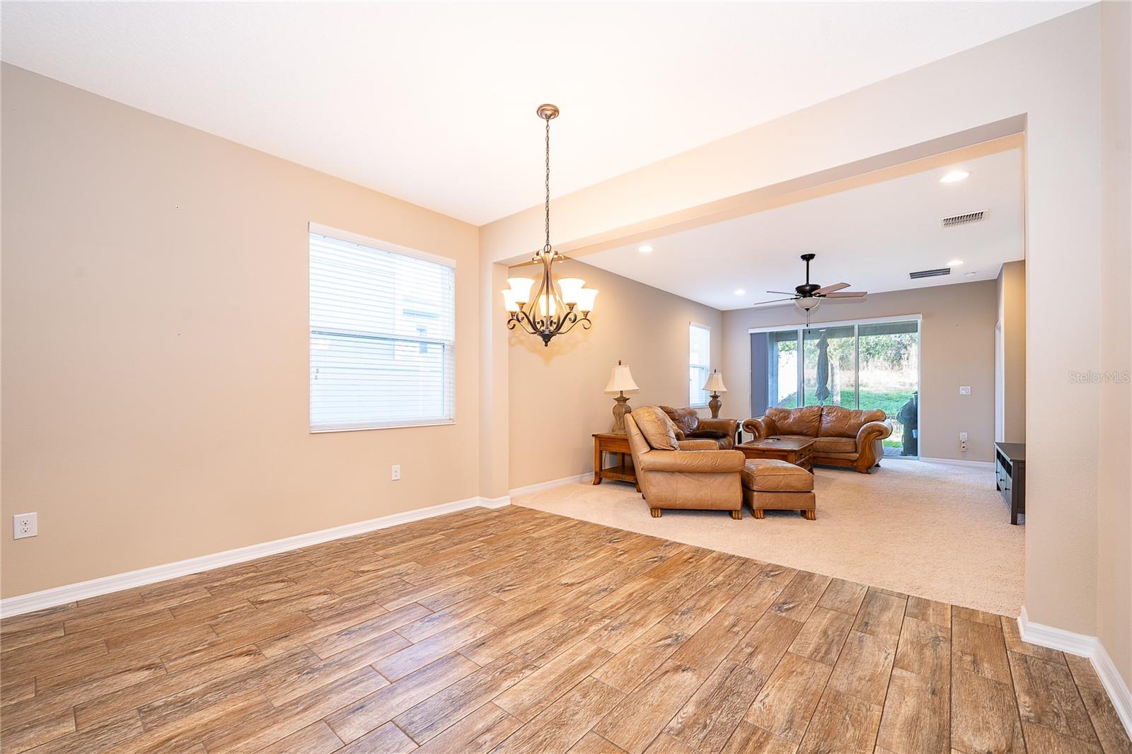 SUMMERLAKE GRVS - Residential