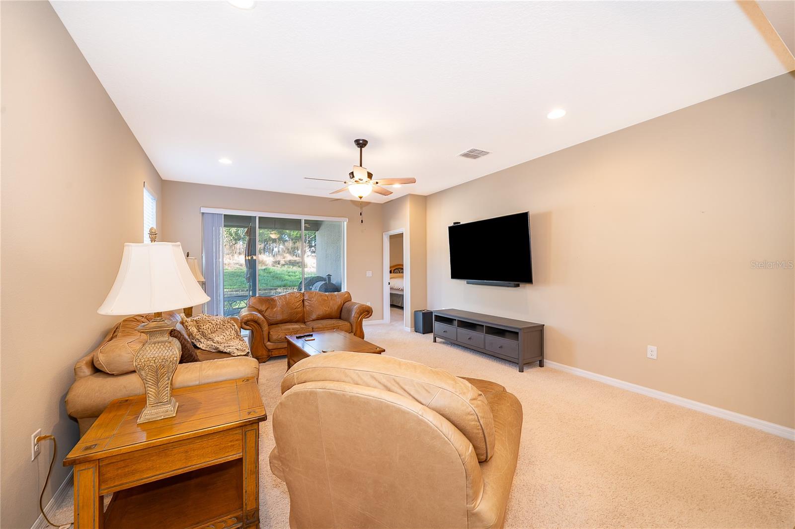 SUMMERLAKE GRVS - Residential