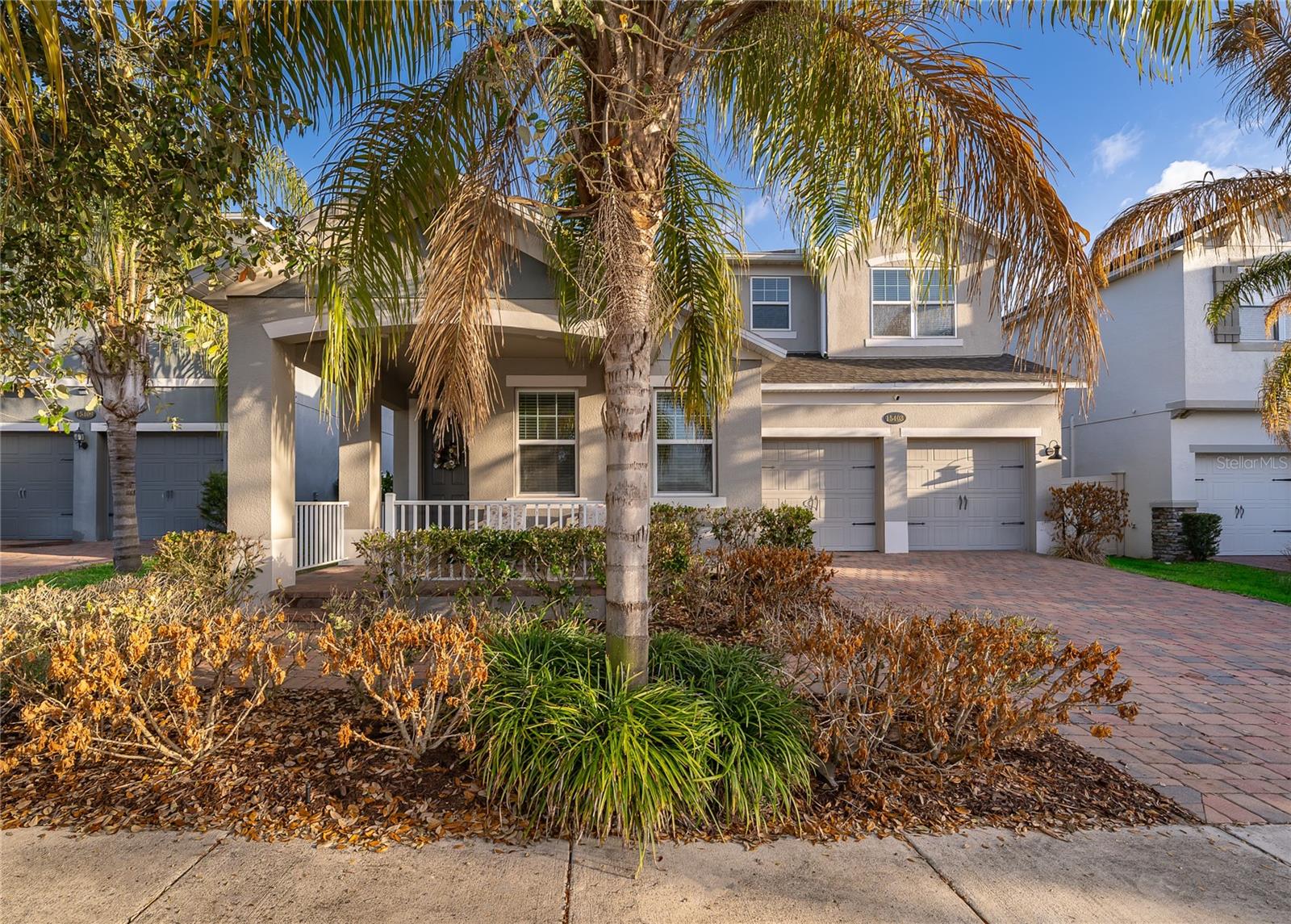 SUMMERLAKE GRVS - Residential