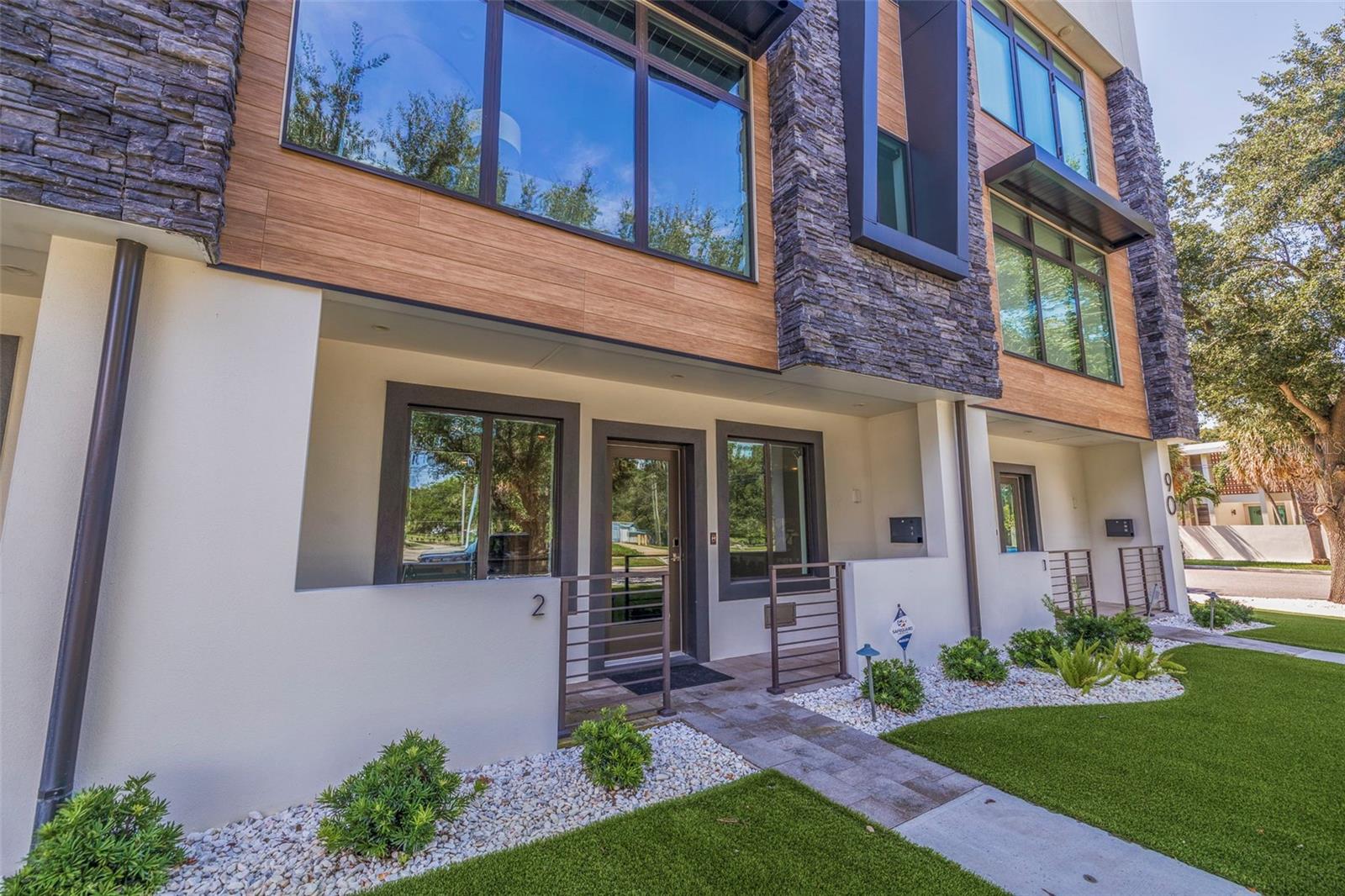 90 COLUMBIA DRIVE 2