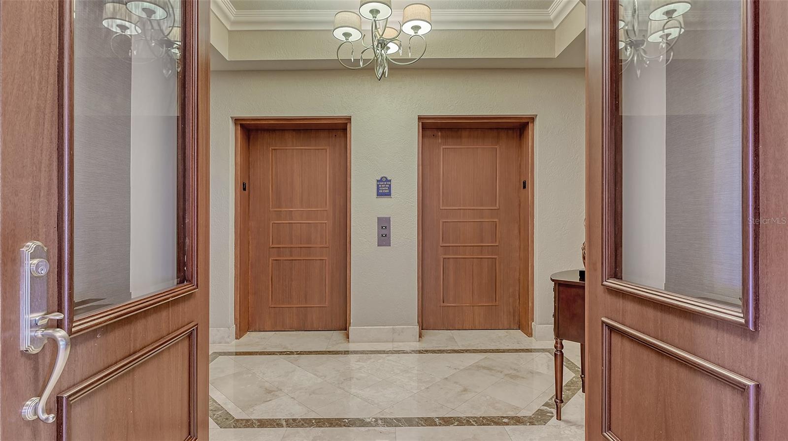 464 GOLDEN GATE POINT 702