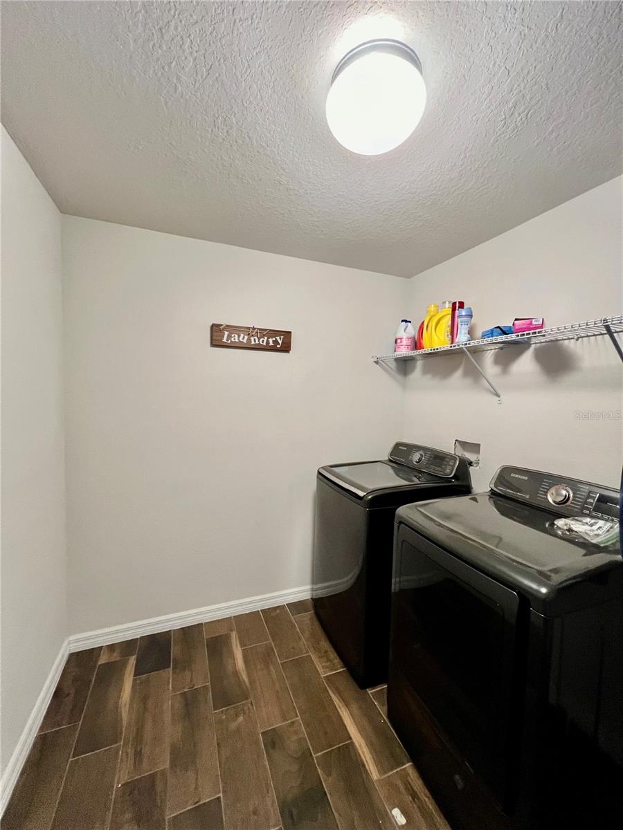 CARLTON LAKES PH 1A 1B-1 AN - Residential Lease