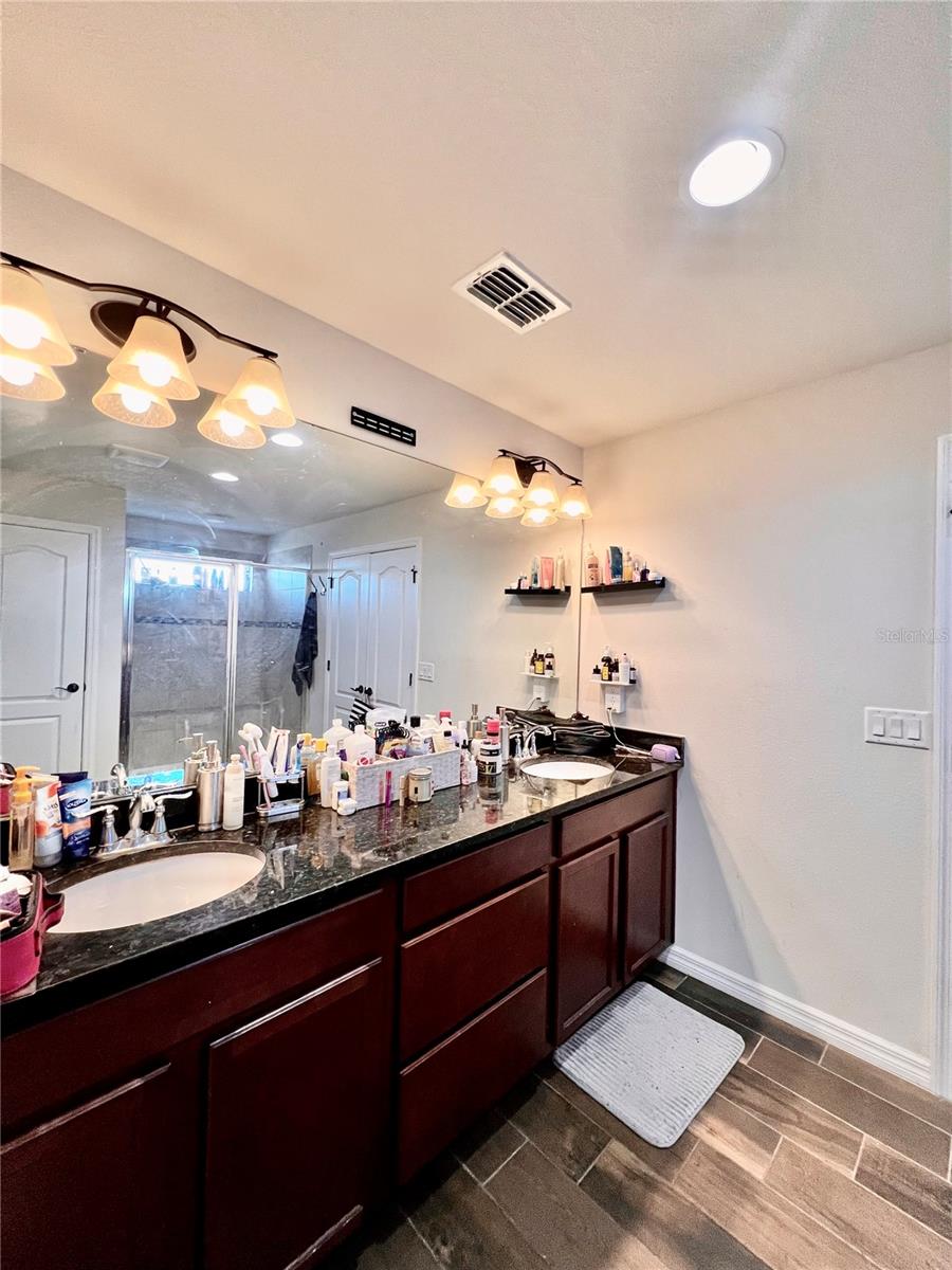 CARLTON LAKES PH 1A 1B-1 AN - Residential Lease