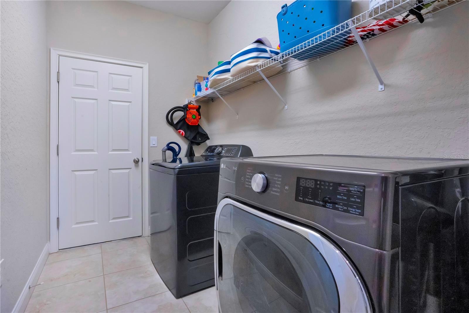 LAKESIDE PRESERVE PH I - Residential