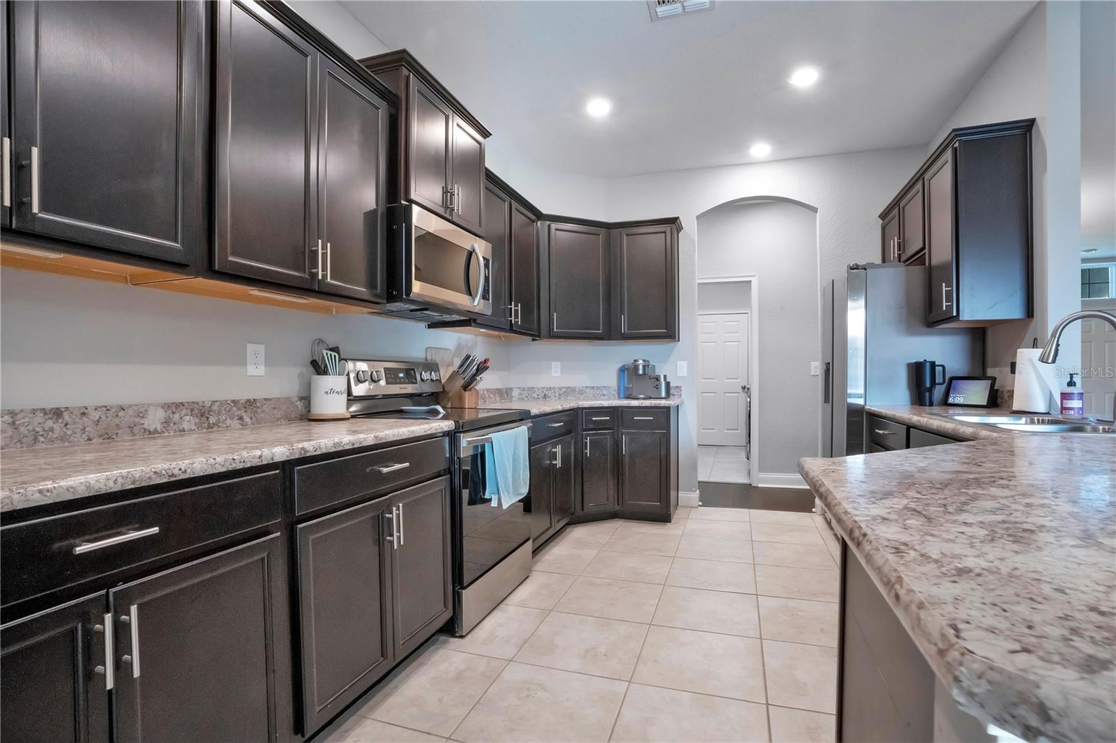 LAKESIDE PRESERVE PH I - Residential