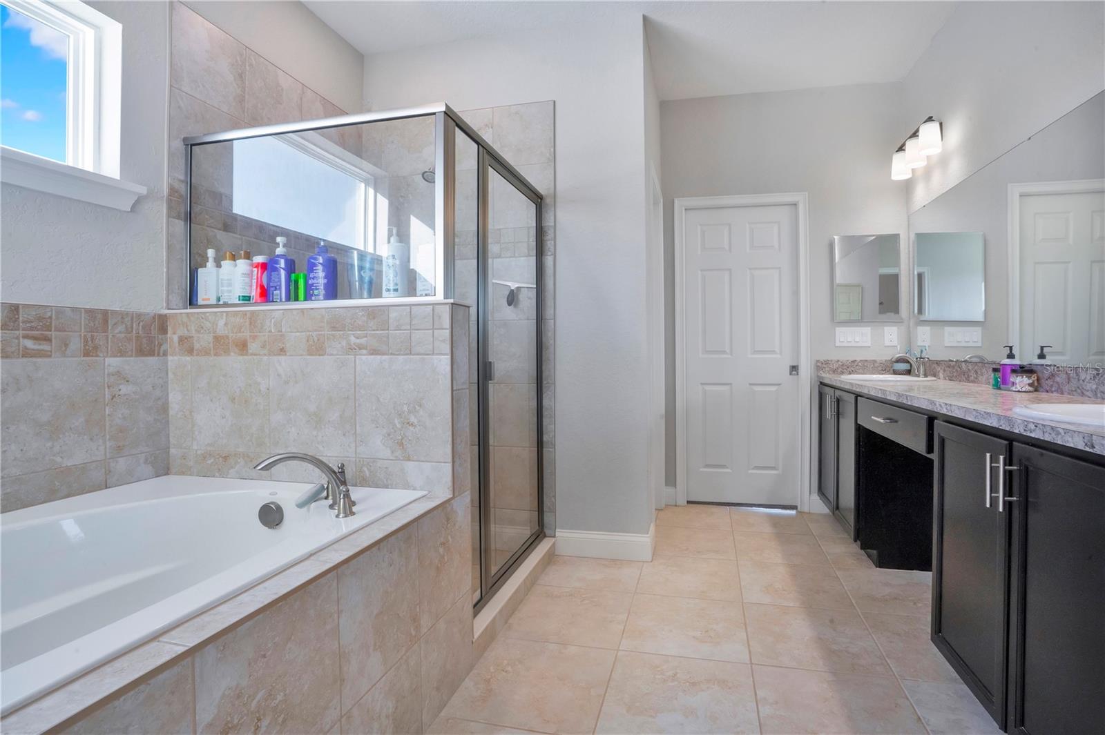 LAKESIDE PRESERVE PH I - Residential