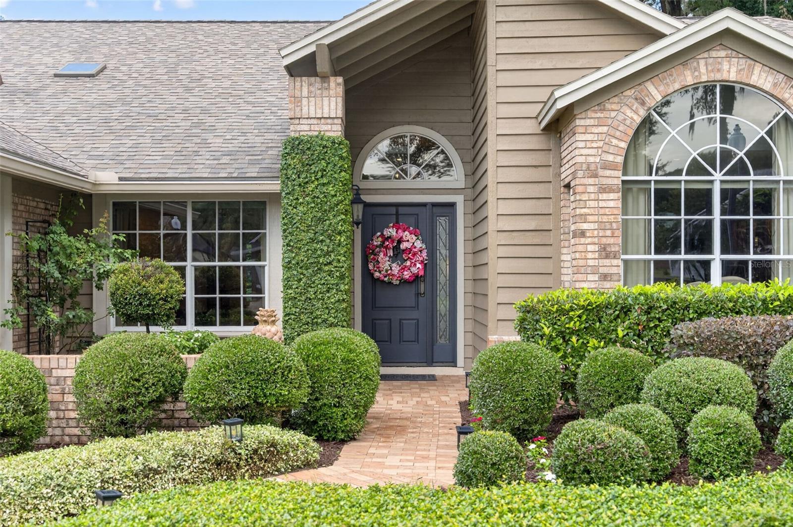 910 BEARDED OAKS TERRACE
