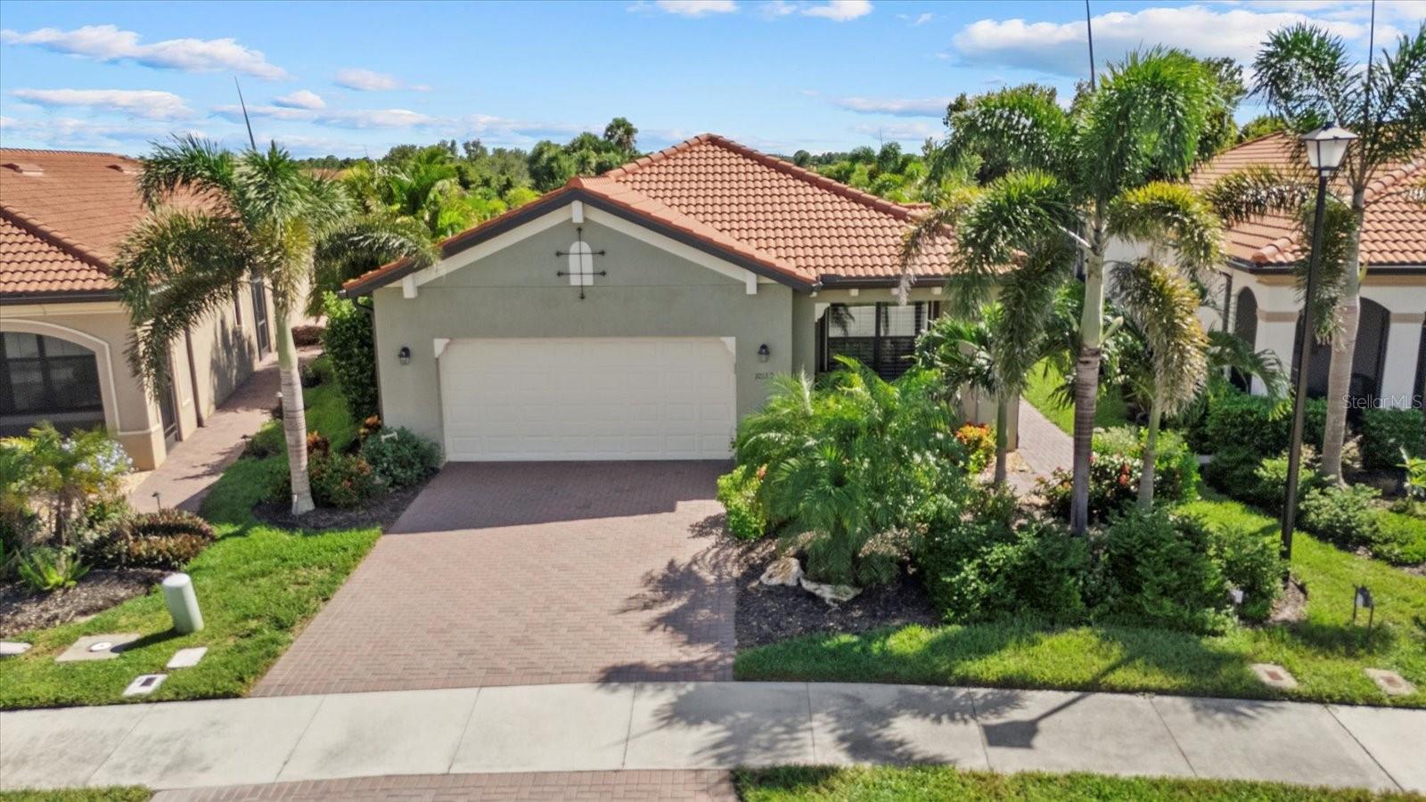 10189 FIDDLEWOOD DRIVE