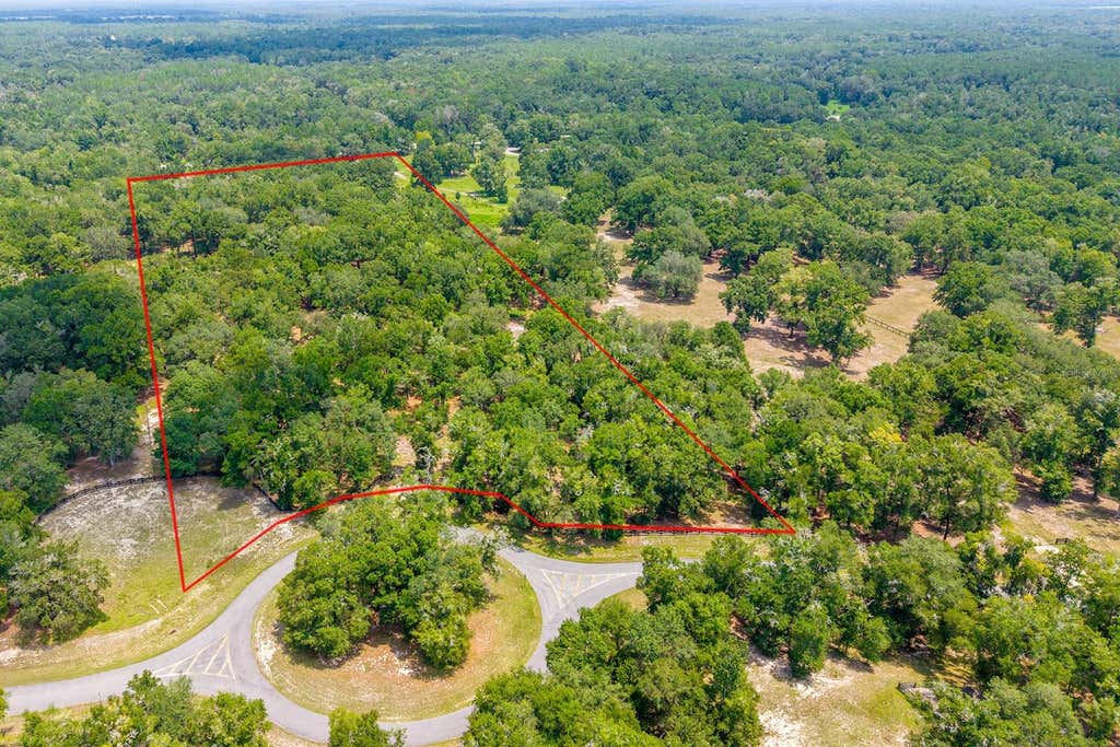 Photo of 4316 NE 27th Lane, High Springs, FL 32643 (MLS # GC542434)