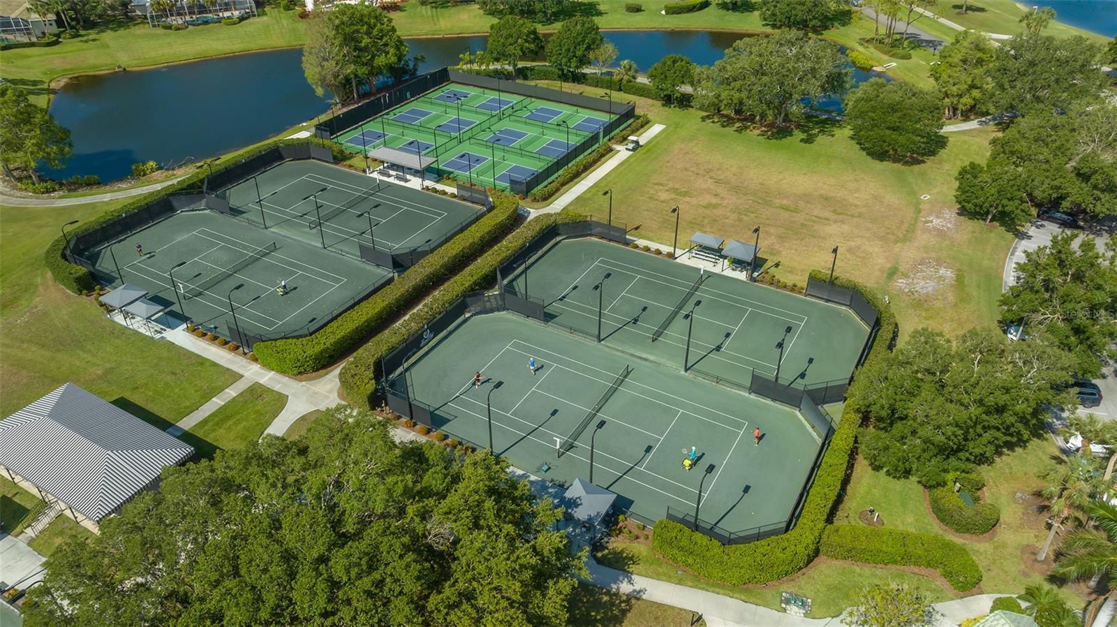 LAUREL OAK ESTATES SEC 04 - Residential
