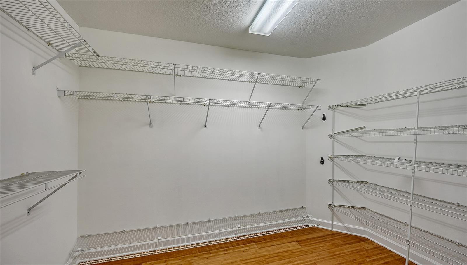 LAUREL OAK ESTATES SEC 04 - Residential