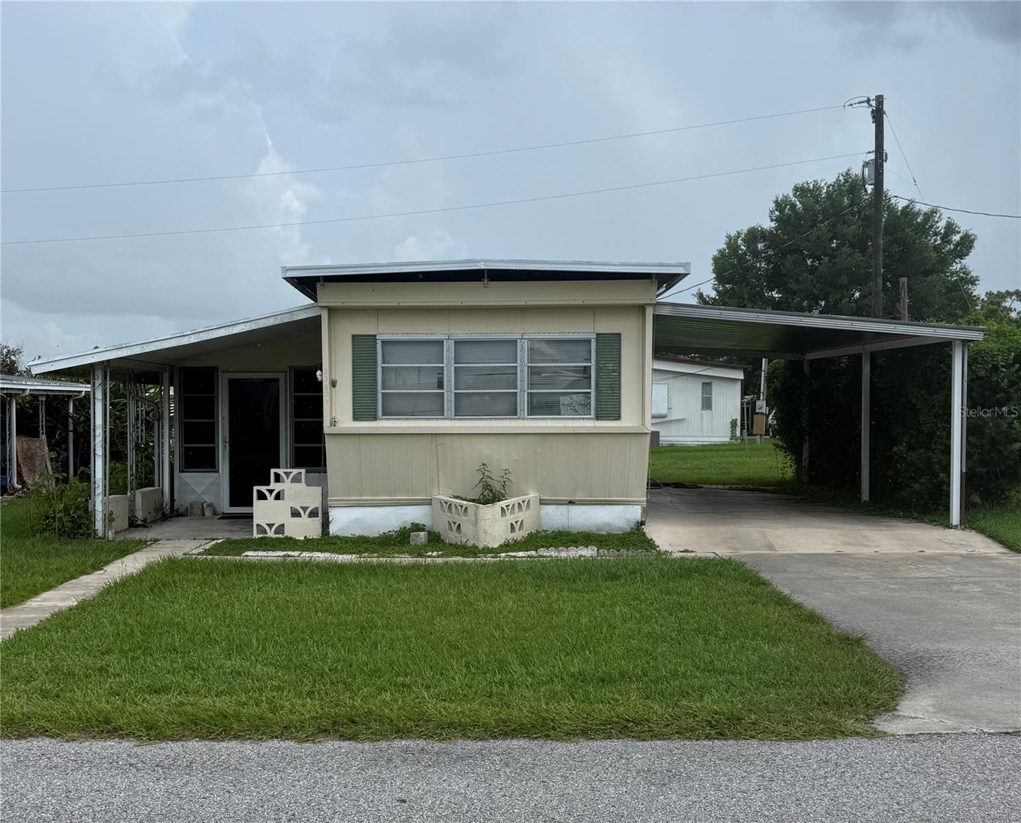 This is a 1 bedroom 1 Flex room 1 bath mobile home that is currently listed for rent at $1100 month. The property is located within minutes to multiple shopping and medical offices, and steps away from public transportation. The property does not have any age, pet, or lease restrictions. The owner has a second investment property for sale on the same street for property management convenience.