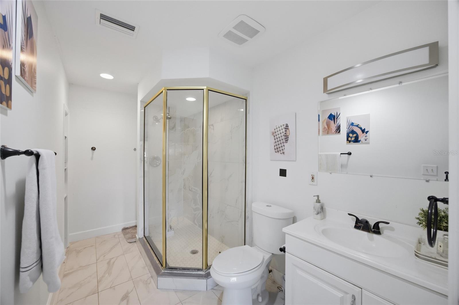 SHORE ACRES EDGEWATER SEC - Residential