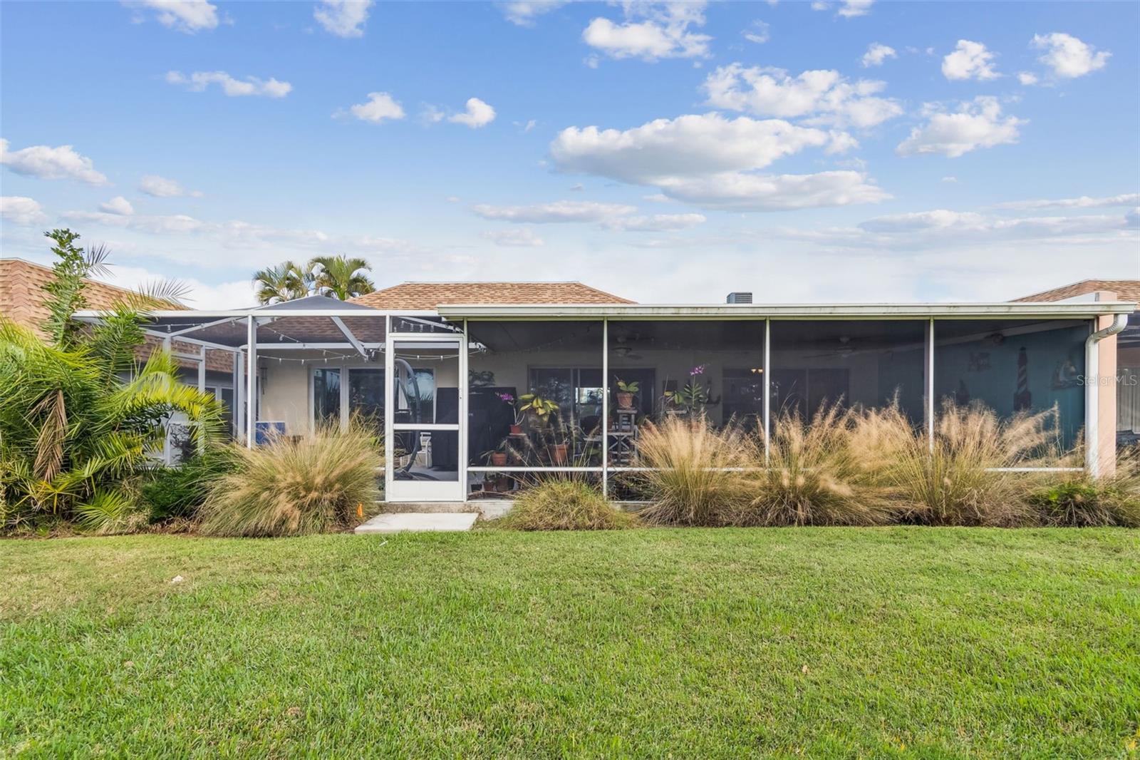 SEMINOLE-ON-THE-GREEN VILLAS - Residential