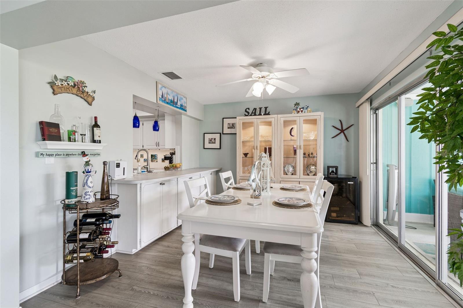 SEMINOLE-ON-THE-GREEN VILLAS - Residential