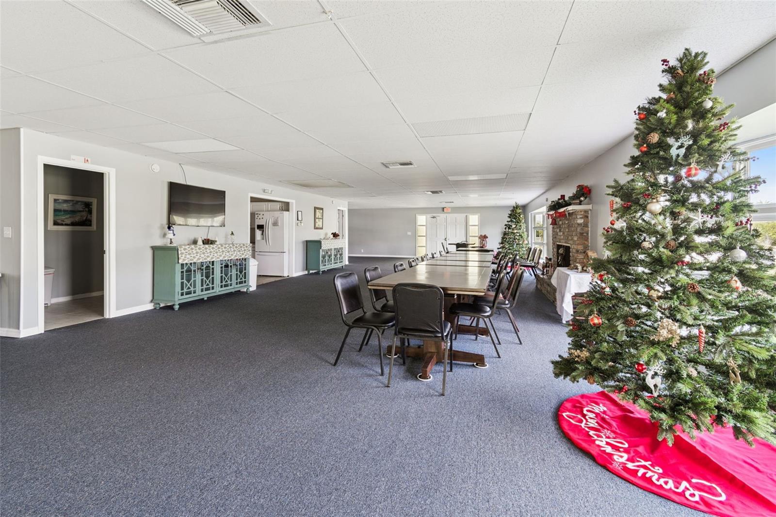 SEMINOLE-ON-THE-GREEN VILLAS - Residential