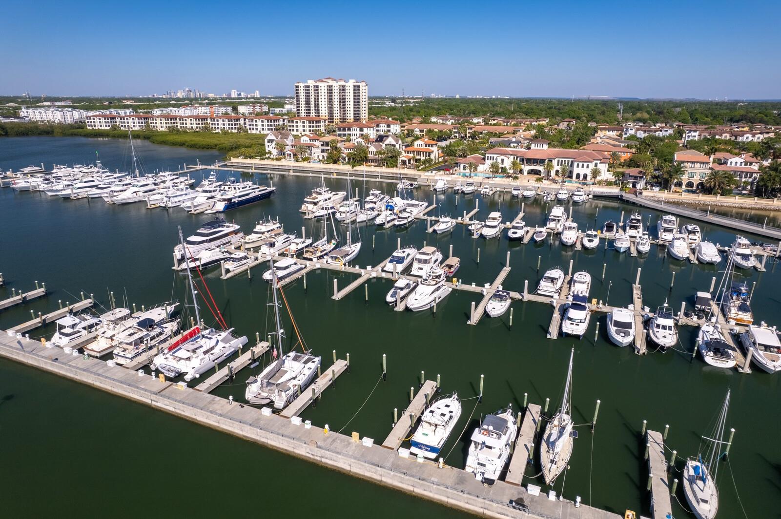 WESTSHORE YACHT CLUB PH 1 - Residential