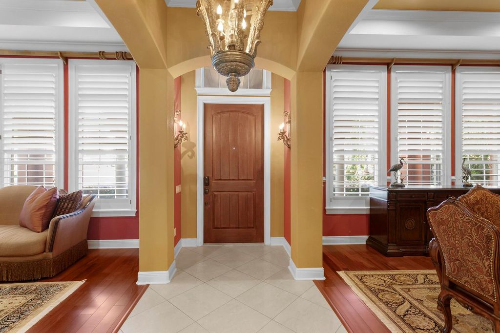 Photo of 4912 Yacht Club Drive, Tampa, FL 33616 (MLS # TB8446295)