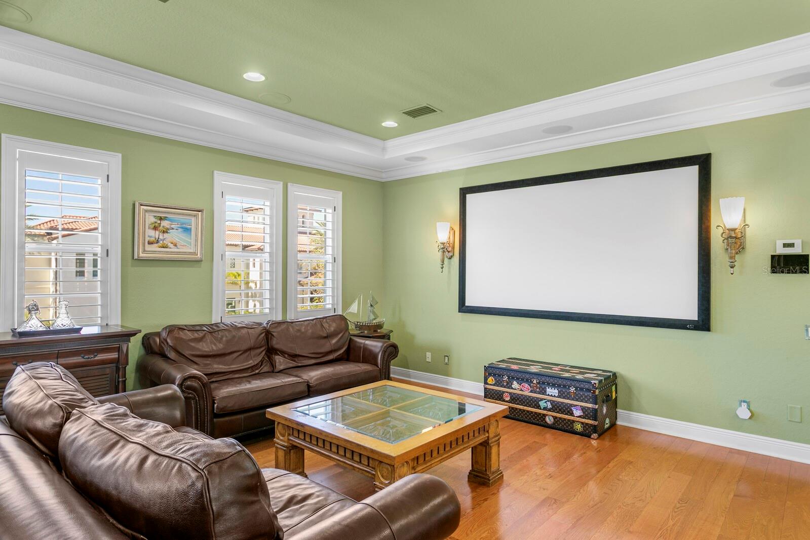 WESTSHORE YACHT CLUB PH 1 - Residential