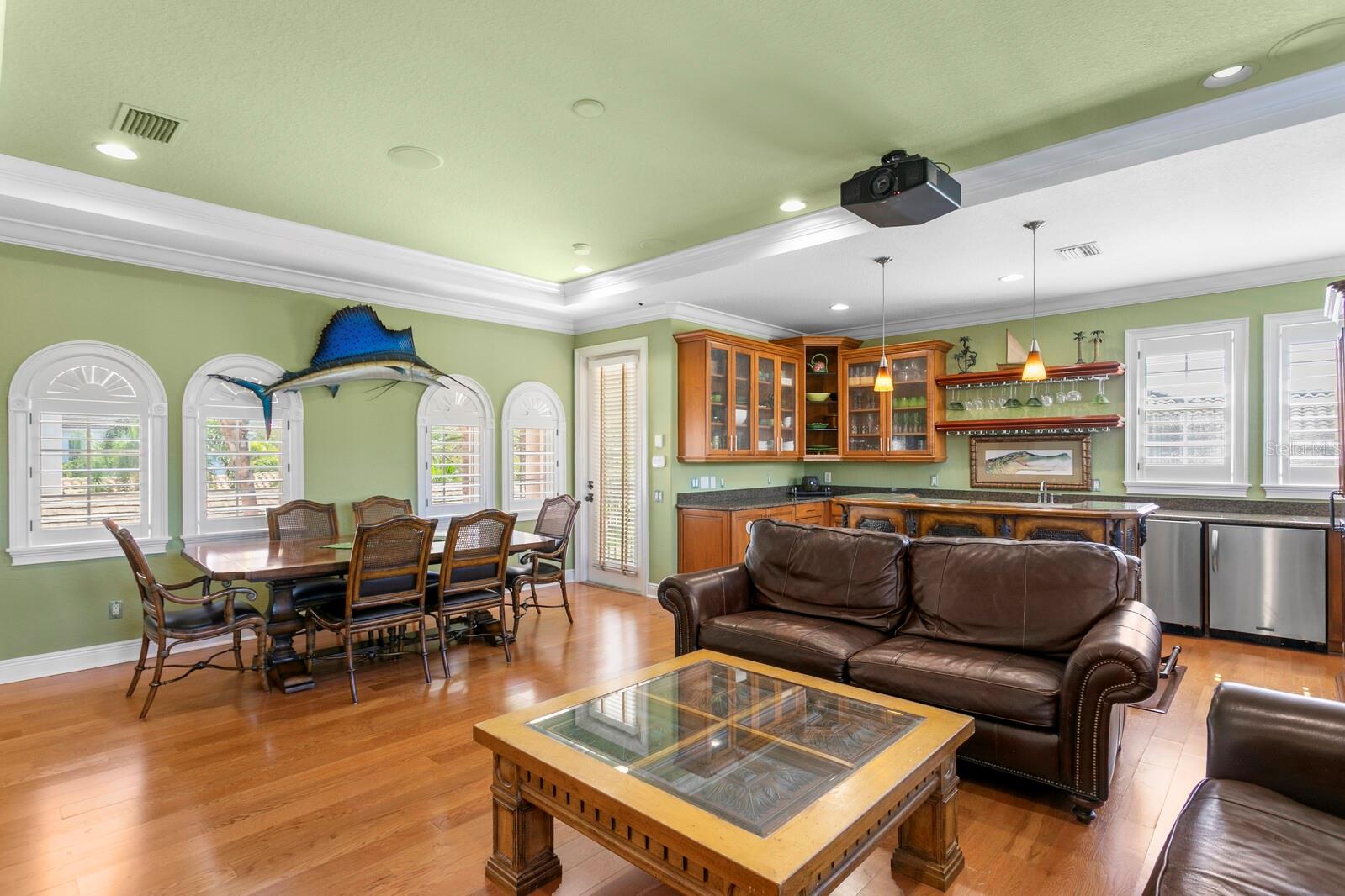 WESTSHORE YACHT CLUB PH 1 - Residential