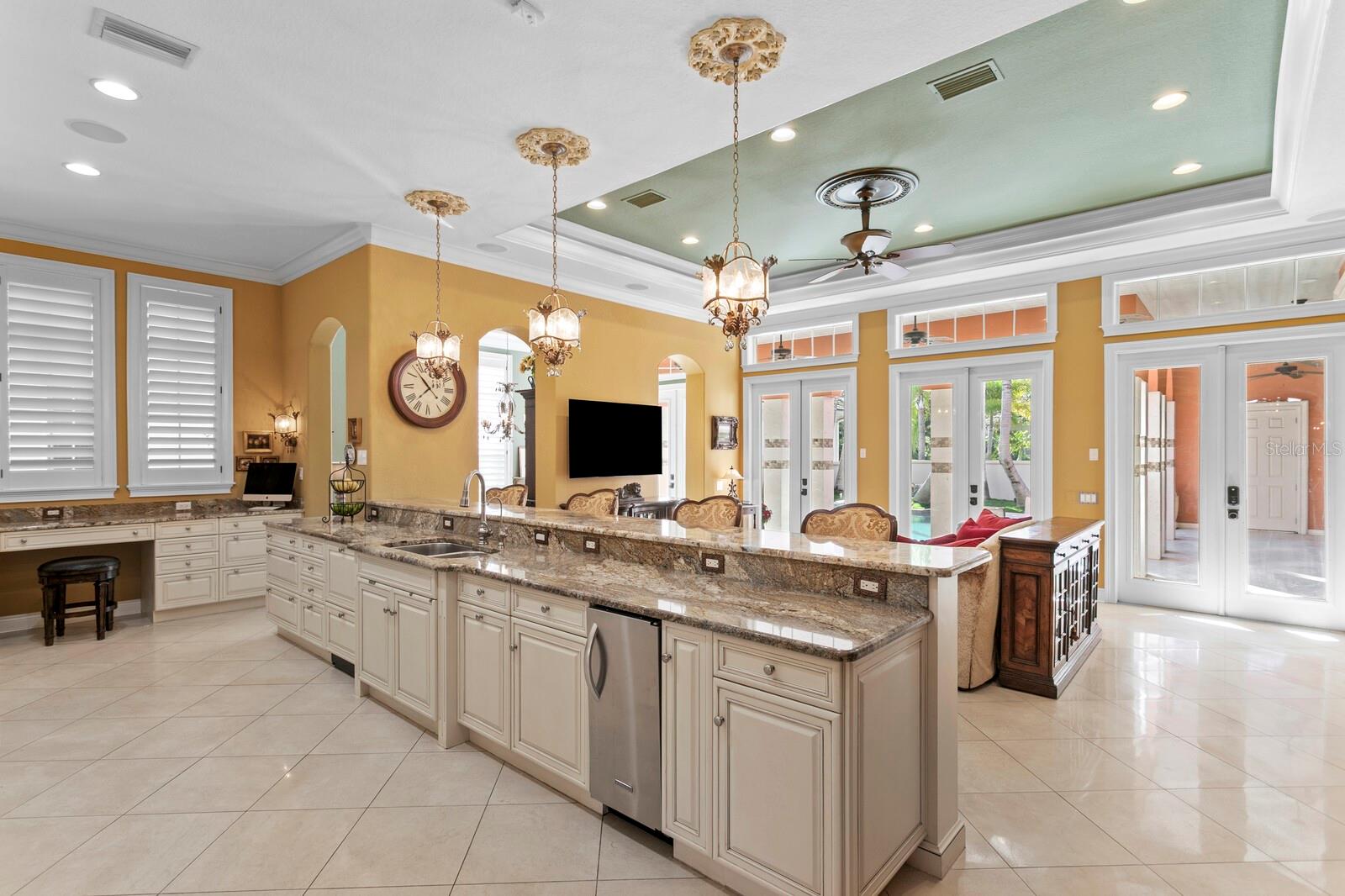 WESTSHORE YACHT CLUB PH 1 - Residential