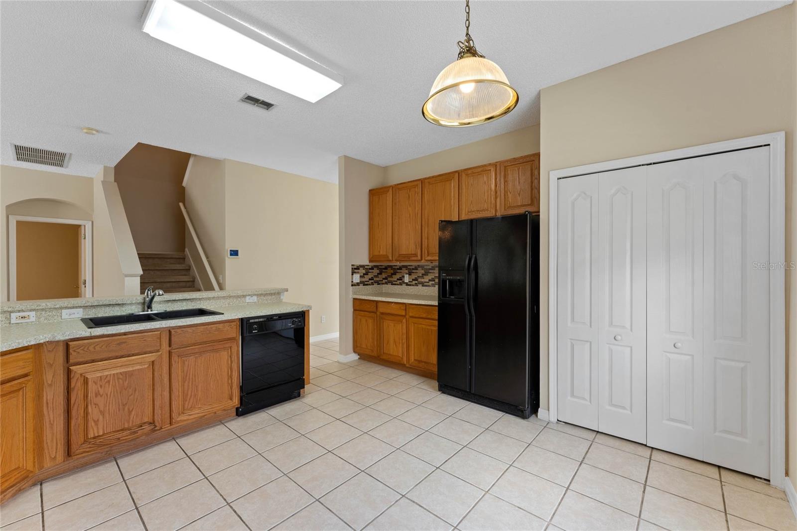 BRIDGE WATER - Residential Lease