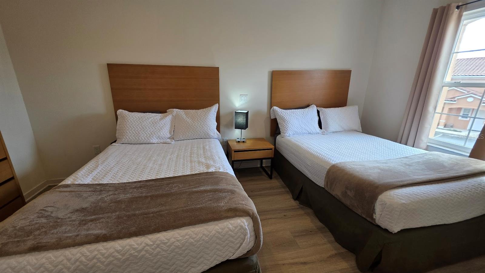 REGAL OAKS AT OLD TOWN - Residential