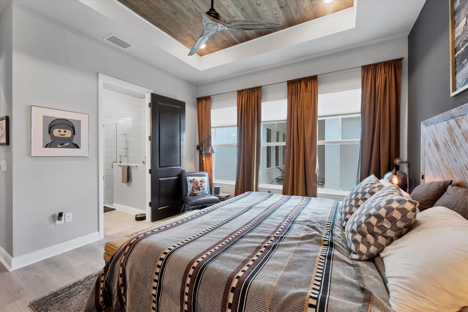 EMERALD LANDING AT WATERSIDE - Residential Lease