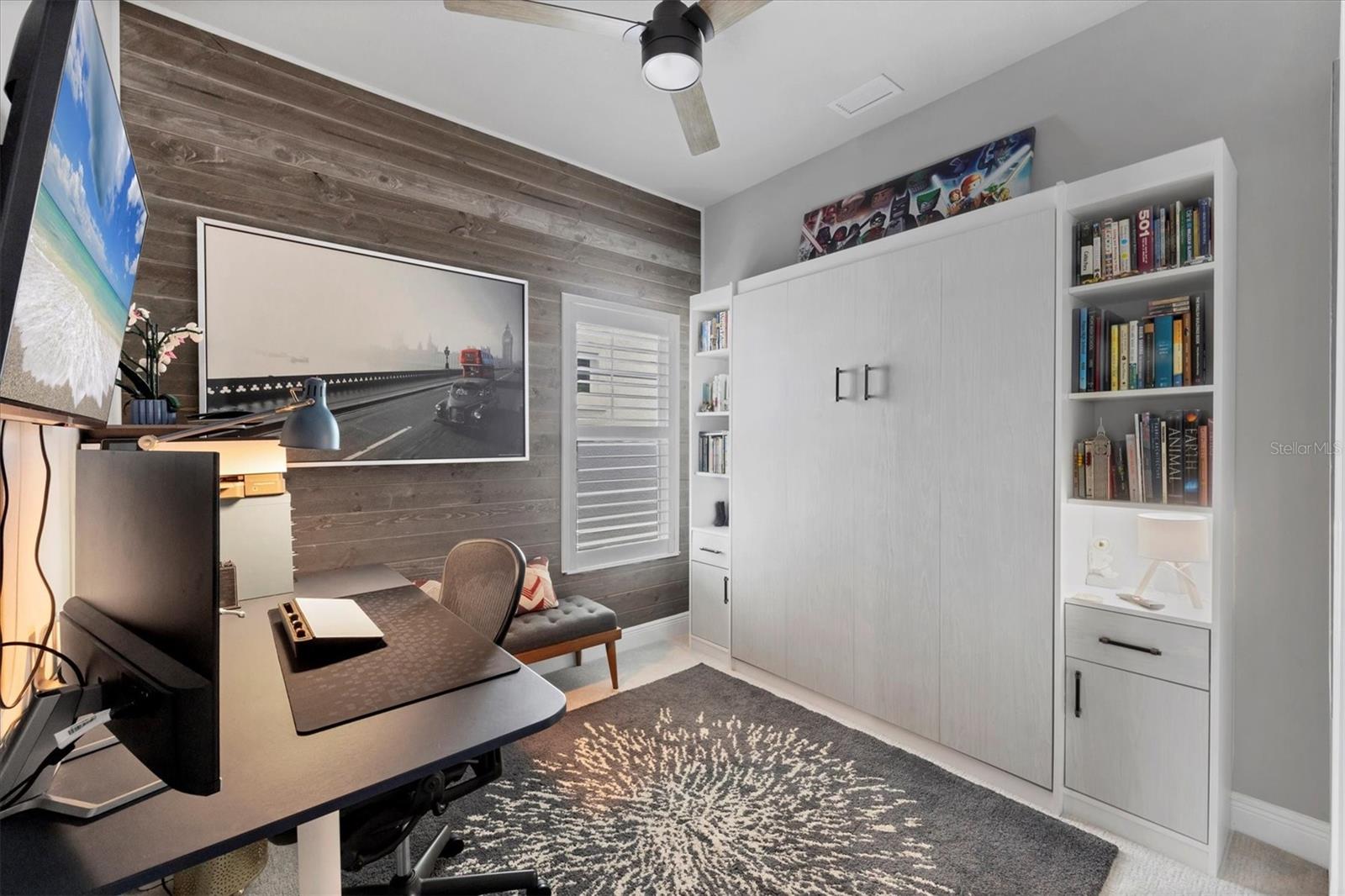 EMERALD LANDING AT WATERSIDE - Residential Lease