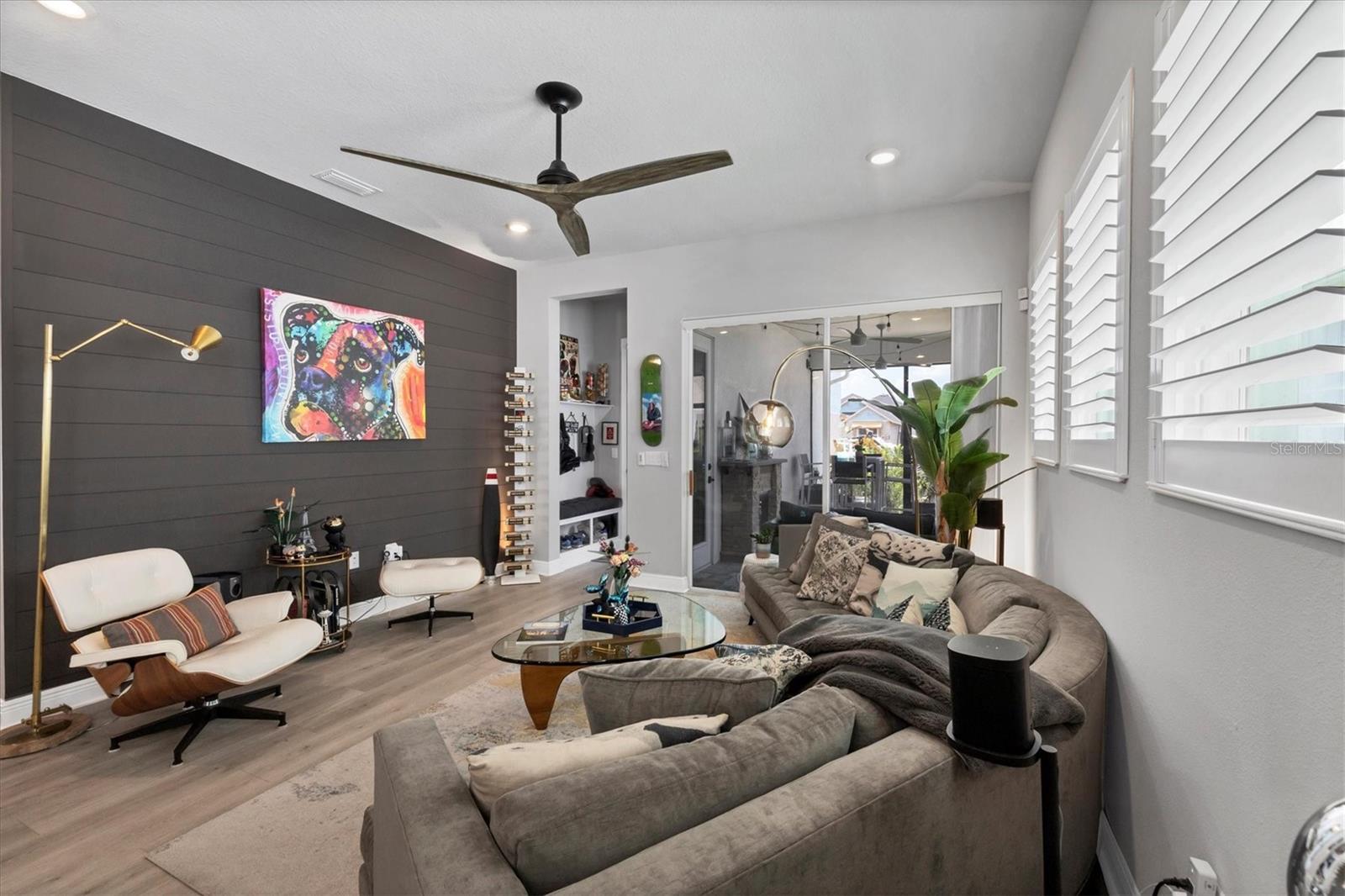 EMERALD LANDING AT WATERSIDE - Residential Lease