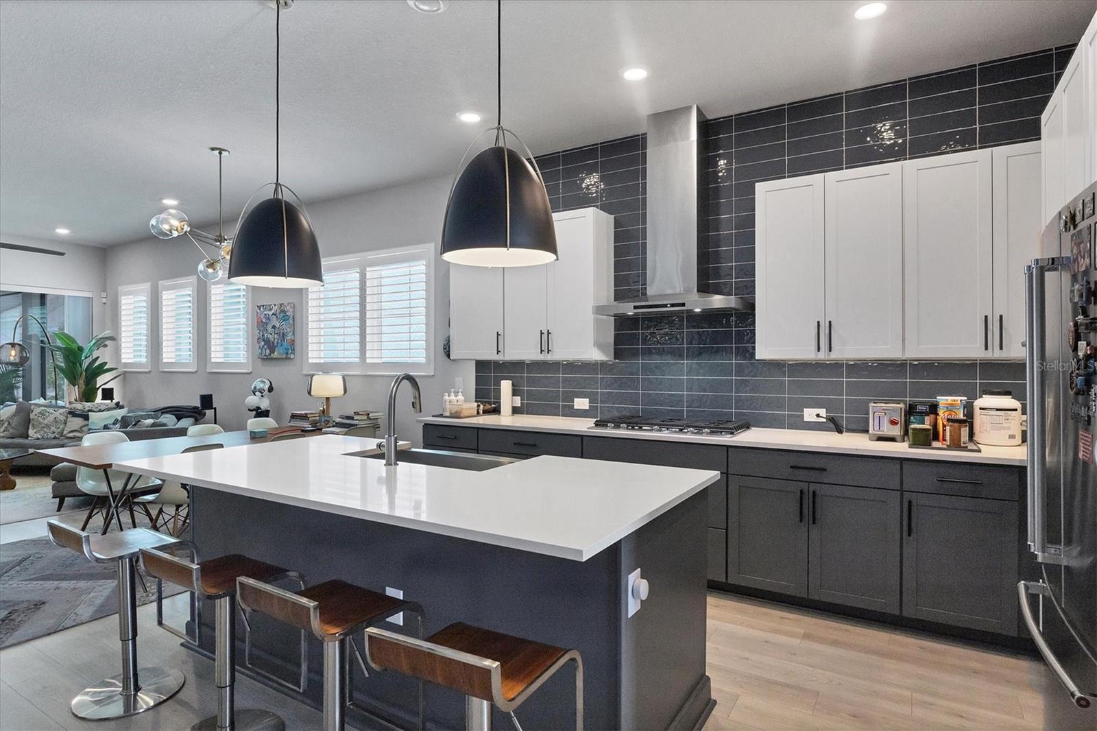 EMERALD LANDING AT WATERSIDE - Residential Lease