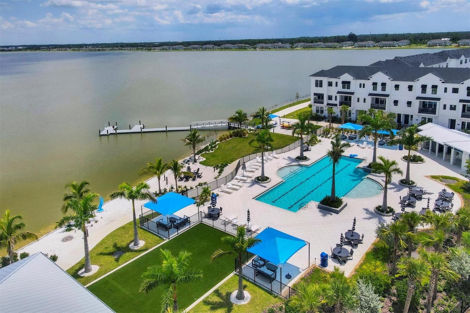 EMERALD LANDING AT WATERSIDE - Residential Lease