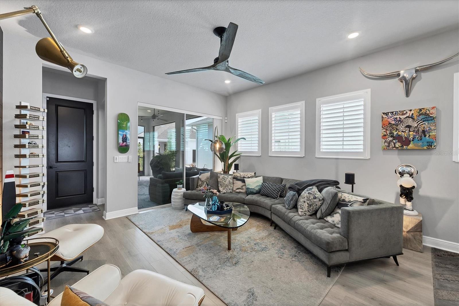 EMERALD LANDING AT WATERSIDE - Residential Lease