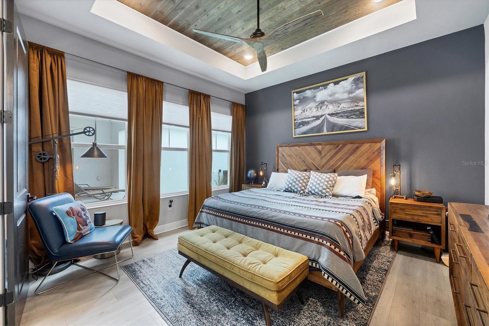 EMERALD LANDING AT WATERSIDE - Residential Lease