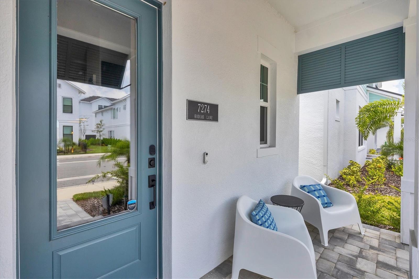 EMERALD LANDING AT WATERSIDE - Residential Lease