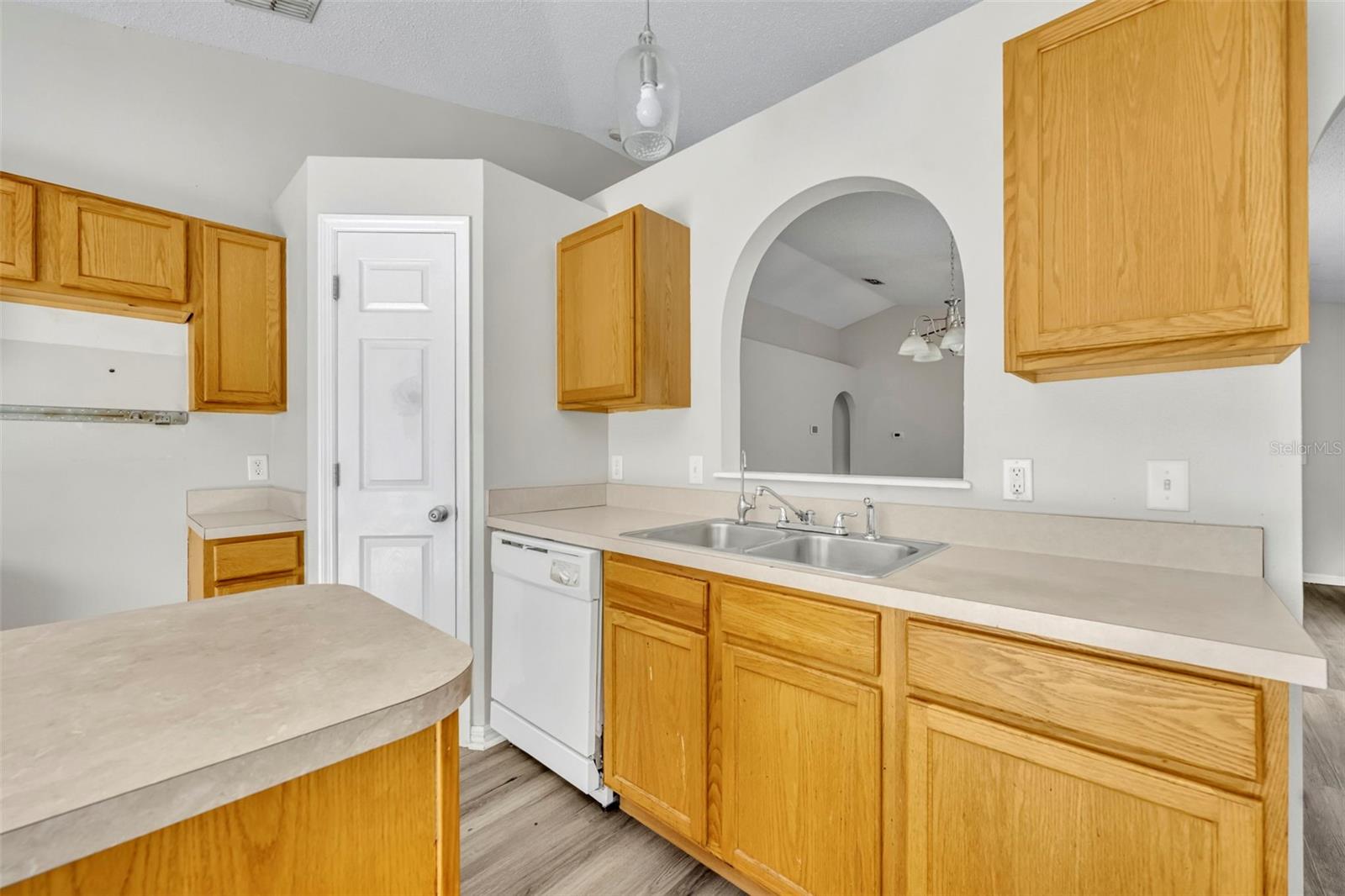 WHISPERING TRAILS PH 01 - Residential