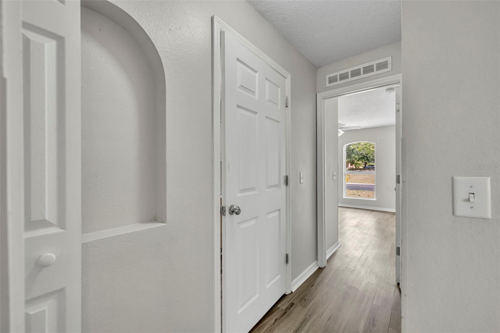 WHISPERING TRAILS PH 01 - Residential