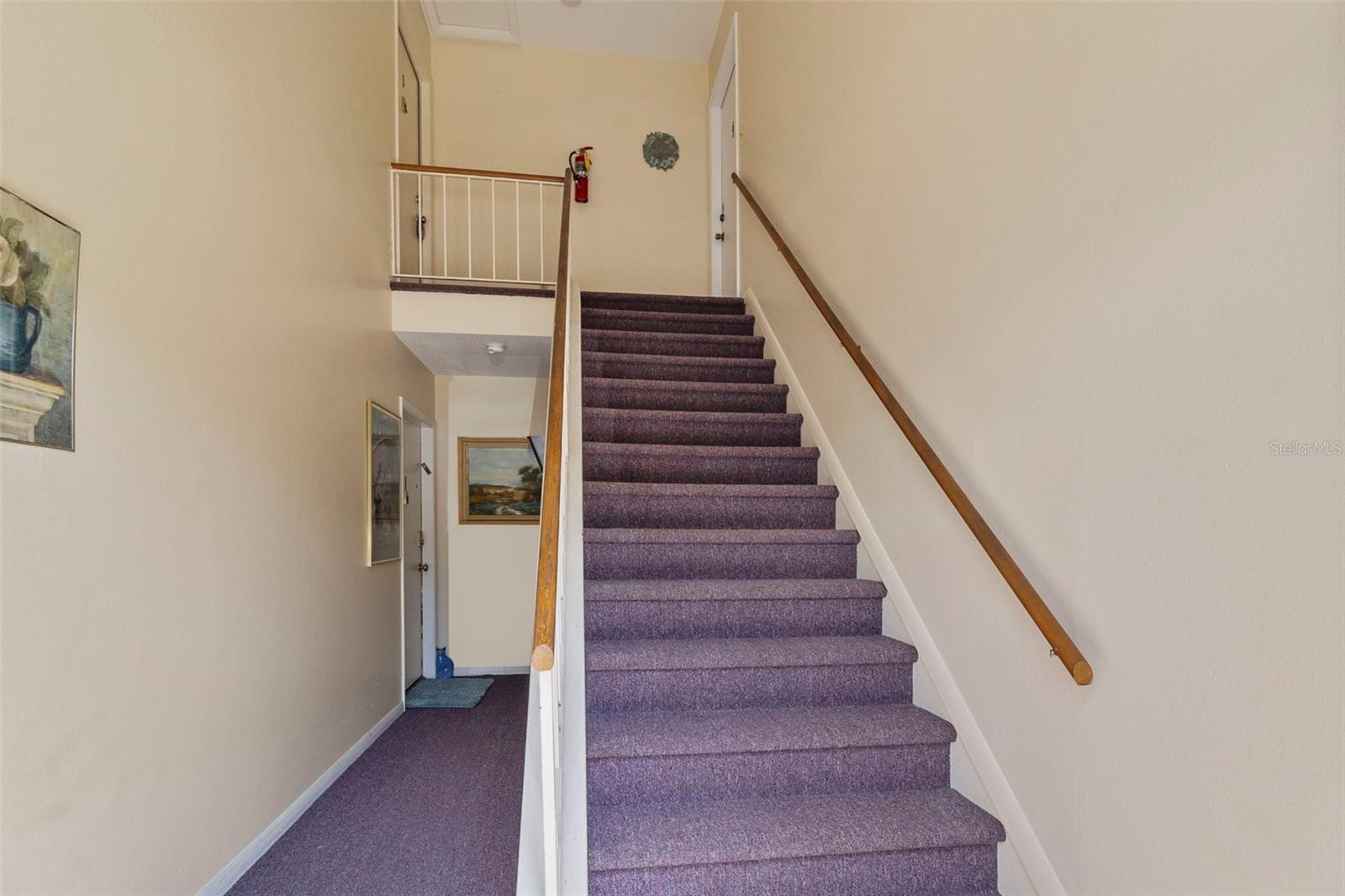 EDGEWATER MANOR - Residential