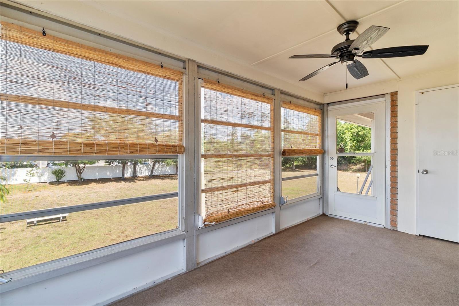EDGEWATER MANOR - Residential