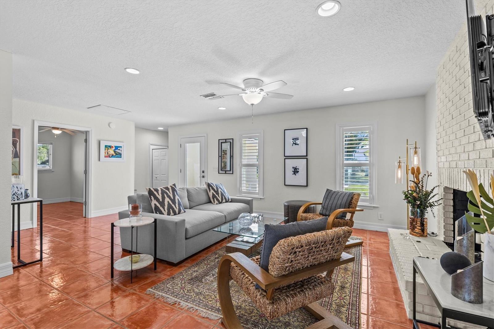 GULF COAST RET - Residential