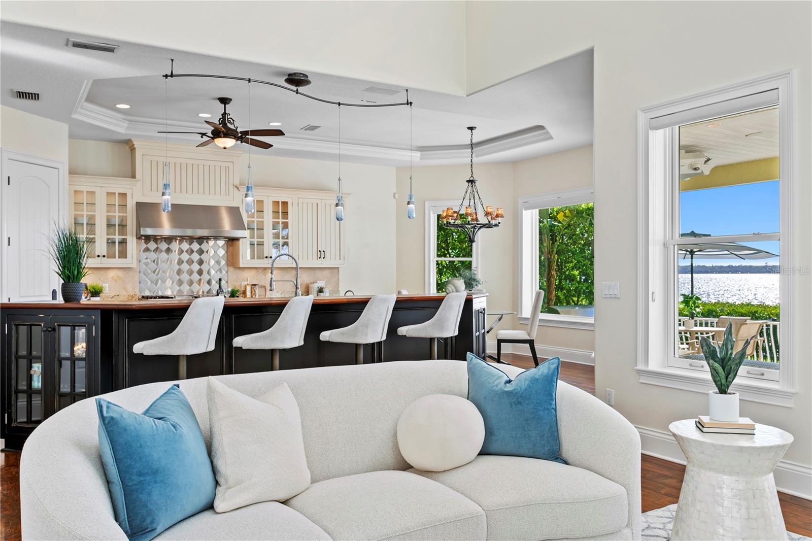 COUNTRY CLUB ADD TO OLDSMAR REV - Residential