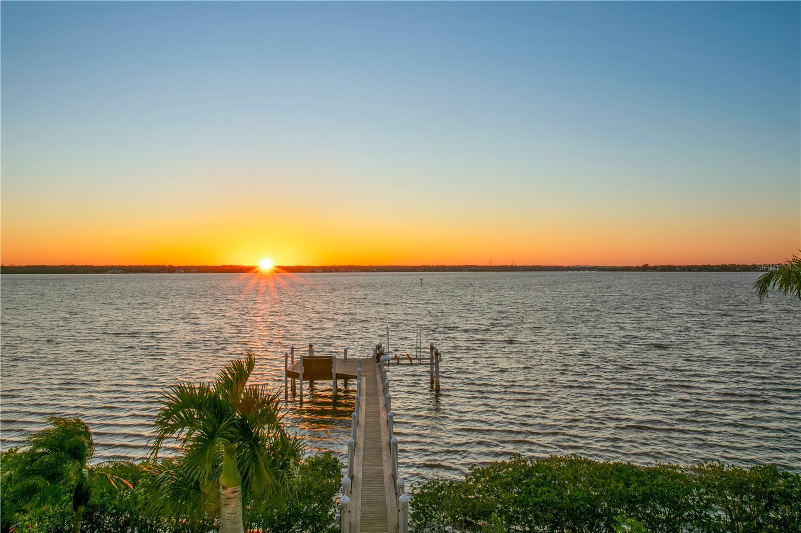 COUNTRY CLUB ADD TO OLDSMAR REV - Residential