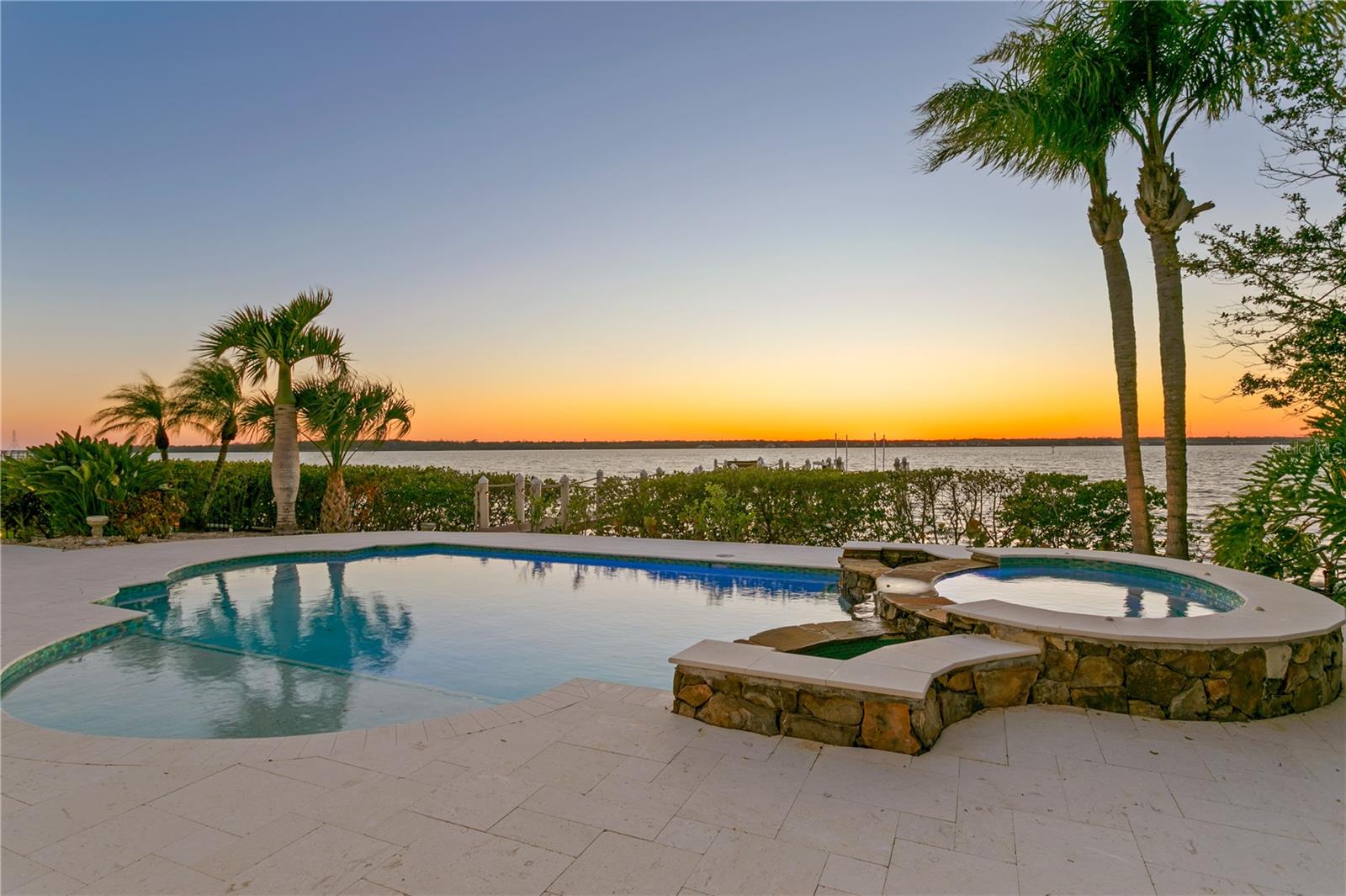 COUNTRY CLUB ADD TO OLDSMAR REV - Residential