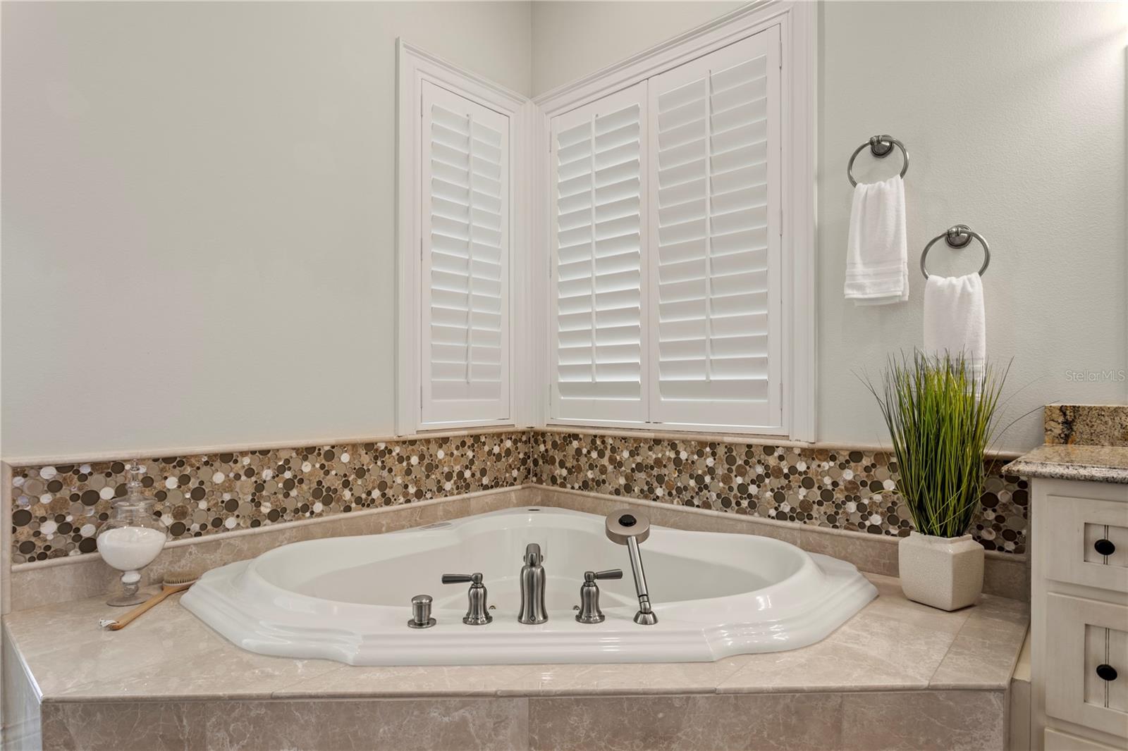 COUNTRY CLUB ADD TO OLDSMAR REV - Residential