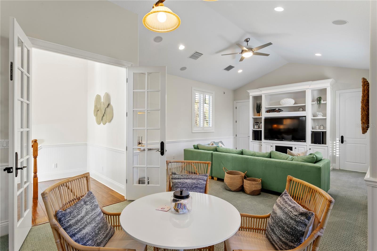 COUNTRY CLUB ADD TO OLDSMAR REV - Residential