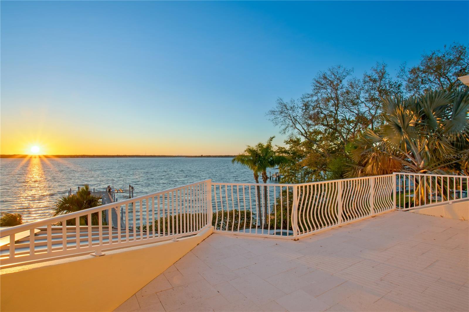 COUNTRY CLUB ADD TO OLDSMAR REV - Residential